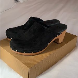 Black UGG suede clogs